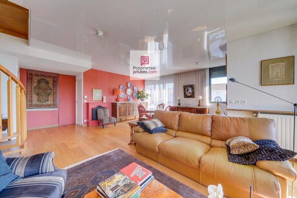 Dept 33 - Mérignac Hyper Centre - Appartement Duplex T4 de 101m2 - Loggia de 10m2 et parking Double en sous sol