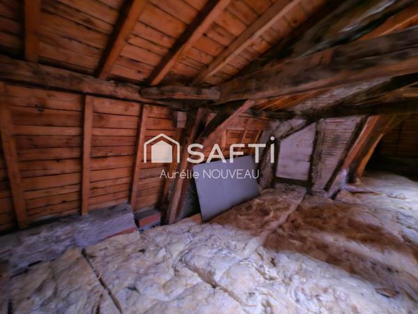 Maison centre de Gannat de 170 m², cour intérieur, garage, terrasse