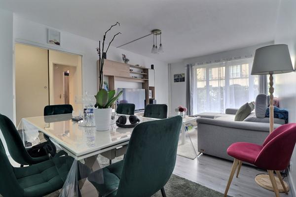 Appartement en rez de jardin 49m² et 10 de jardinet
