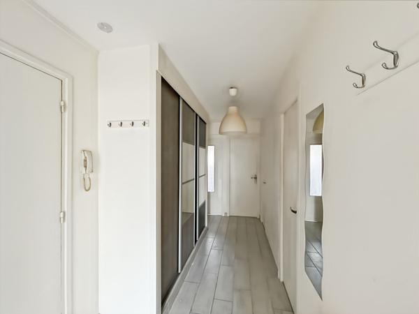 Secteur Jean Moulin -  APPARTEMENT 2 pièces 47 m2