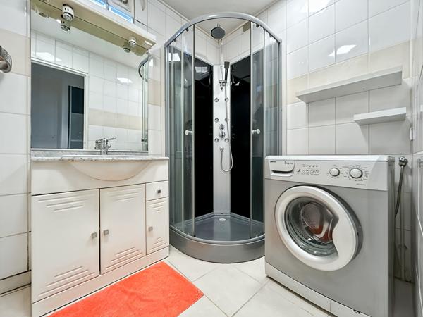 Secteur Jean Moulin -  APPARTEMENT 2 pièces 47 m2