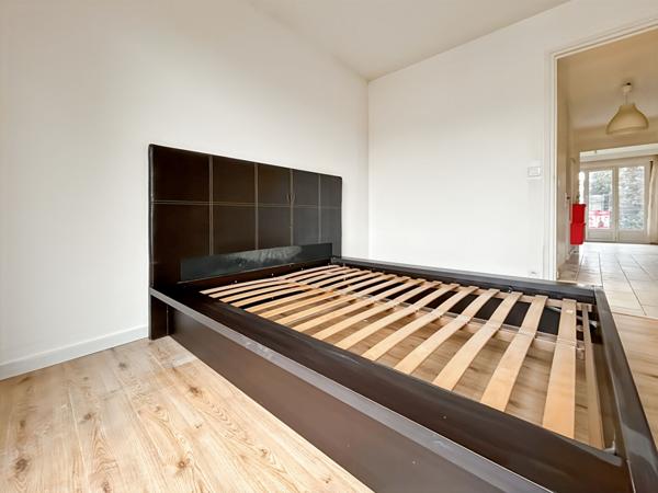 Secteur Jean Moulin -  APPARTEMENT 2 pièces 47 m2