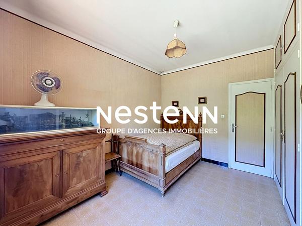 Maison Carnoux En Provence, plain-pied, toit plat, proximité centre ville, 180m2 habitable, terrain + de 1200m2