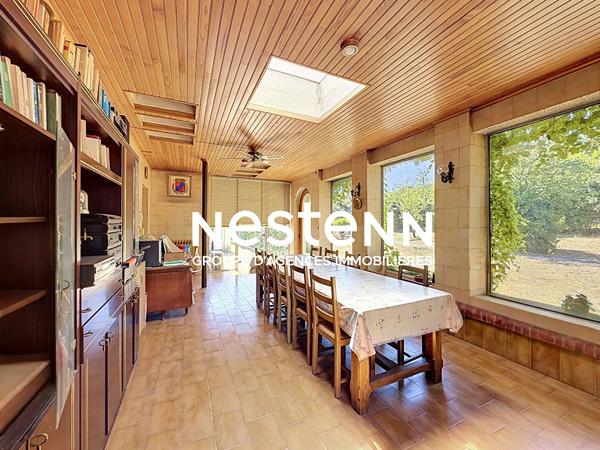Maison Carnoux En Provence, plain-pied, toit plat, proximité centre ville, 180m2 habitable, terrain + de 1200m2