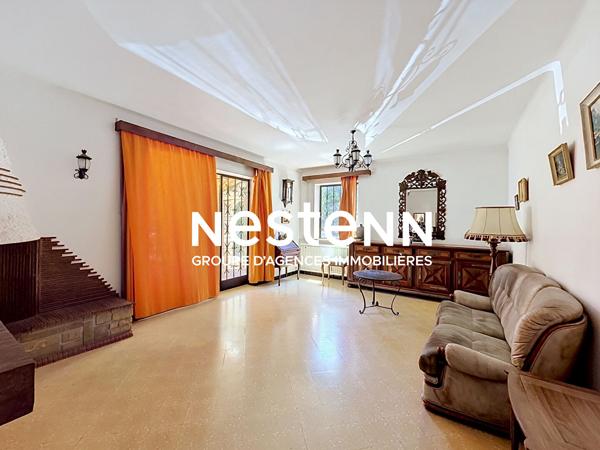 Maison Carnoux En Provence, plain-pied, toit plat, proximité centre ville, 180m2 habitable, terrain + de 1200m2