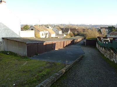 Location parking / box Montataire - 69 €/mois