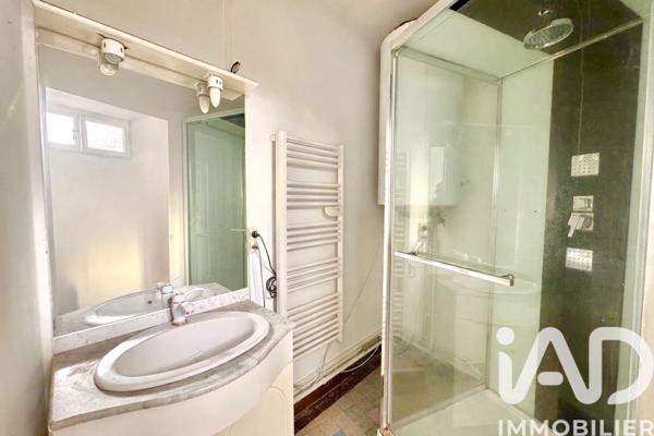 Immeuble à vendre 98 m² Donzy