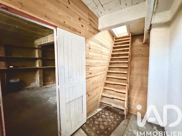 Immeuble à vendre 98 m² Donzy