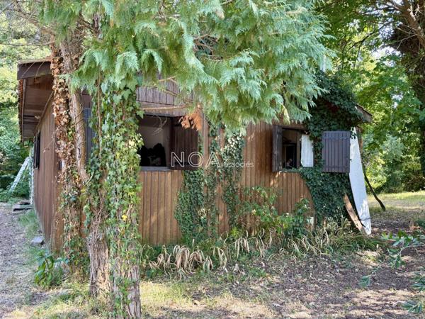 Maison et beau terrain au calme - Beau potentiel