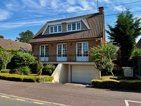 Maison individuelle à vendre avec jardin, garage et cave à Marcq-en-Baroeul