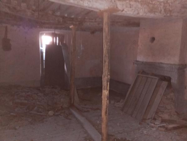 Yenne (73170) A 5 MINUTES DE YENNE BATIMENT EN PIERRE EN 2 LOGEMENTS AVEC TERRAIN SEPARE