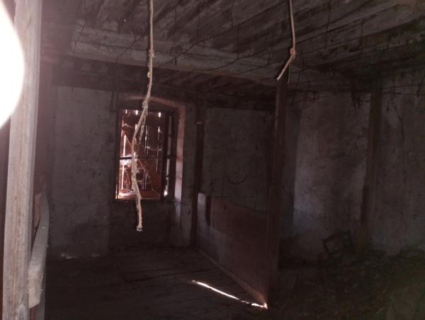 Yenne (73170) A 5 MINUTES DE YENNE BATIMENT EN PIERRE EN 2 LOGEMENTS AVEC TERRAIN SEPARE