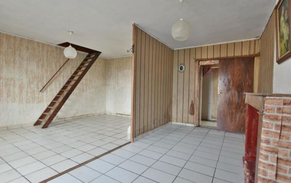 Vente Maison REF : ALBIZIA à rénover La seguiniere   
