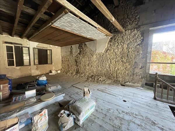 Maison à vendre |  Castelsagrat |  2 pièces | 117 m²