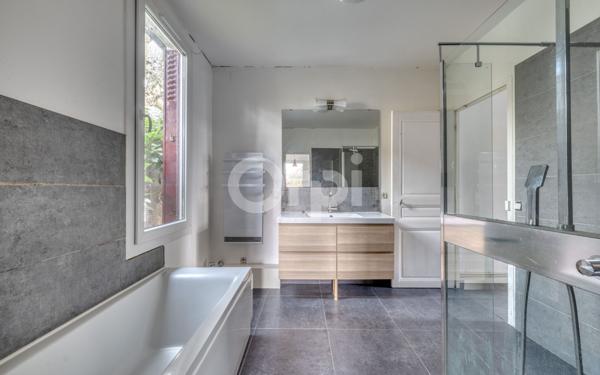 Maison à vendre    3 pièces •  Les Pavillons-sous-Bois