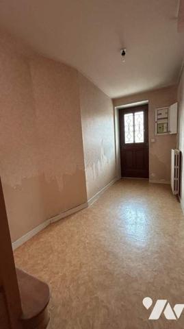 Immeuble mixte commercial et habitation