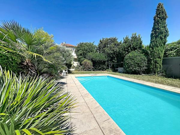 Maison bourgeoise - Valence 12 pièce(s) 294 m2
