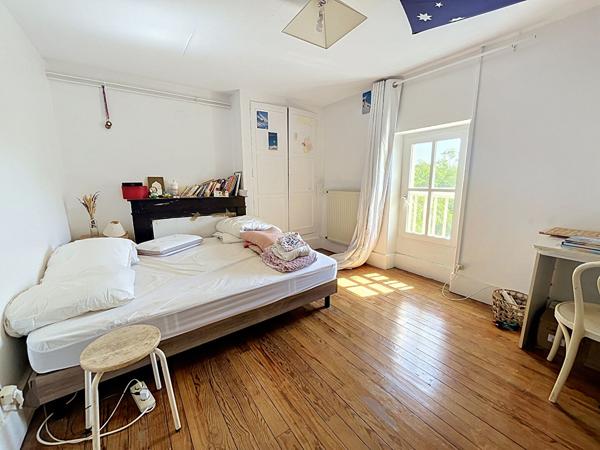 Maison bourgeoise - Valence 12 pièce(s) 294 m2