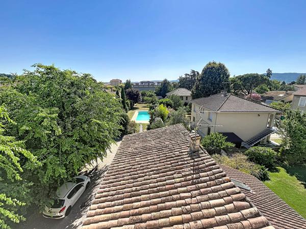 Maison bourgeoise - Valence 12 pièce(s) 294 m2