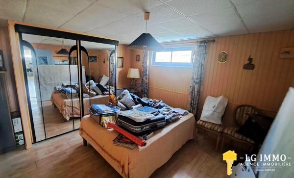 Belle maison de ville , vue dégagée 200m des commerces .