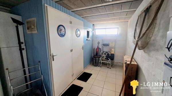 Belle maison de ville , vue dégagée 200m des commerces .
