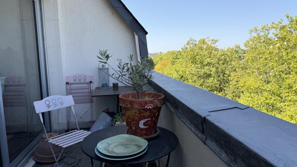 Appartement T2 avec balcon et cave à Tours