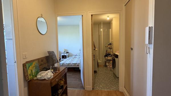 Appartement T2 avec balcon et cave à Tours