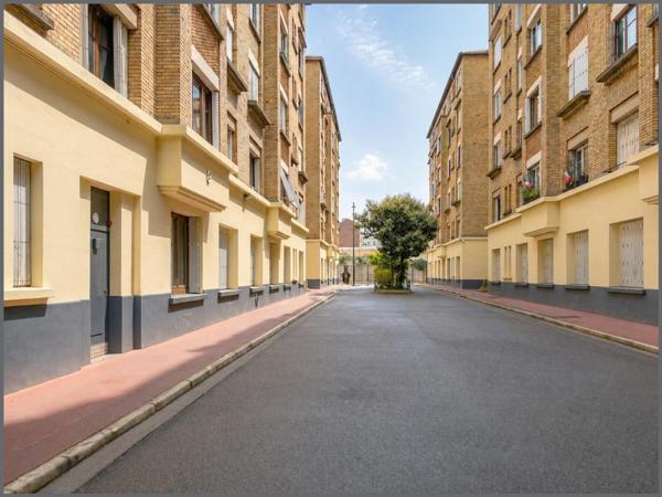 3 pièces au calme proche métro et commerces