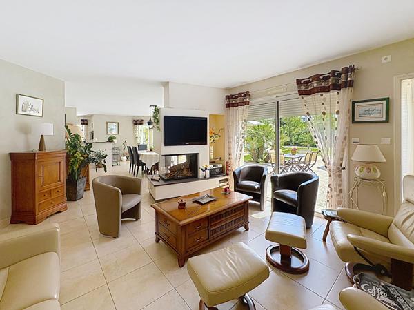 Vente maison Challans : 689 900 € - AJP Immobilier Challans