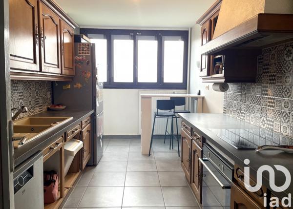 Appartement 3 pièces de 67 m² à Rillieux-la-Pape (69140)