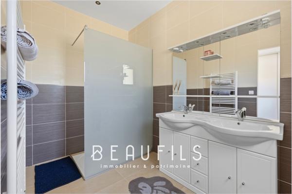 Propriété de 510m² à 15 minutes de Narbonne