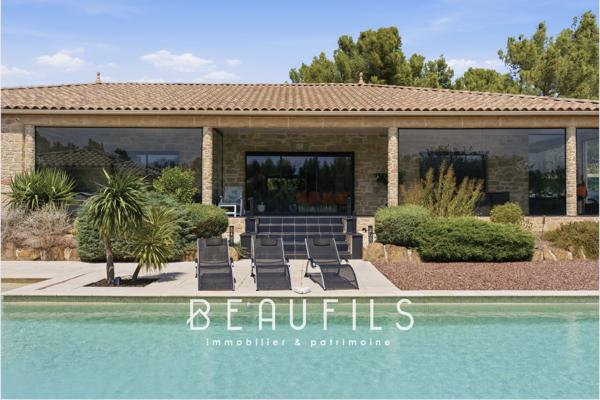 Propriété de 510m² à 15 minutes de Narbonne