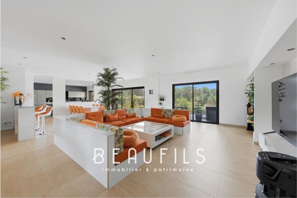Propriété de 510m² à 15 minutes de Narbonne