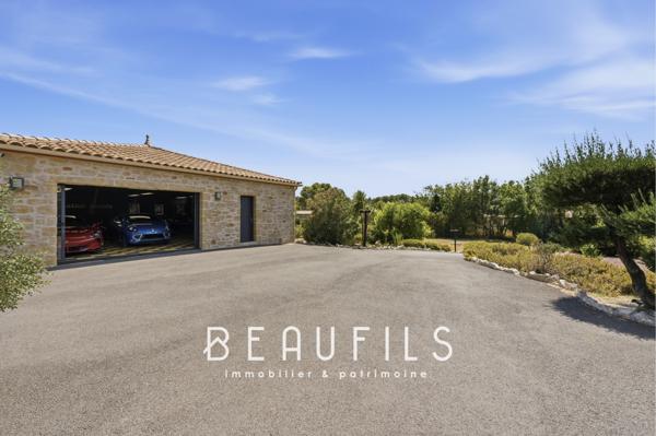 Propriété de 510m² à 15 minutes de Narbonne