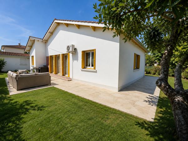 Villeneuve sur lot, jolie maison de plain-pied entièrement rénovée