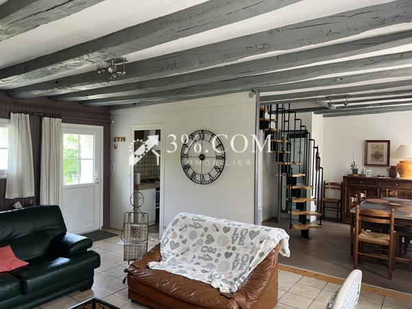 Propriete 11 pièce(s) 8 chambre(s) 347.7 m²