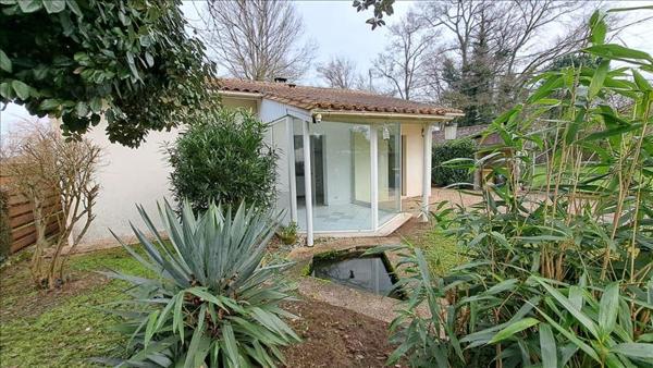 Maison à vendre |  Saint-Médard-de-Guizières |  3 pièces | 90 m²