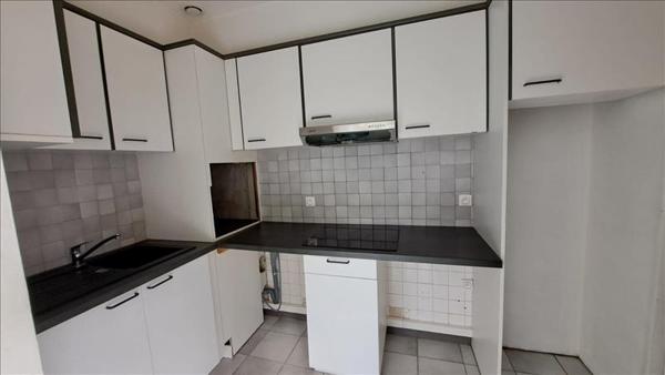 Maison à vendre |  Saint-Médard-de-Guizières |  3 pièces | 90 m²