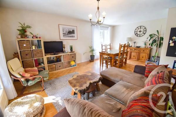 Appartement T5 à vendre  5 pièces - 110 m 2   GLEIZE  - 69