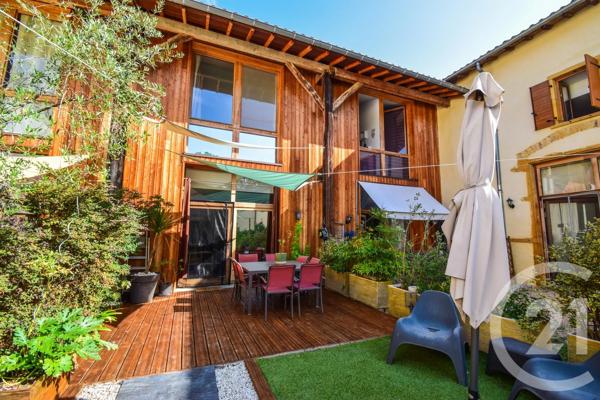 Appartement T5 à vendre  5 pièces - 110 m 2   GLEIZE  - 69