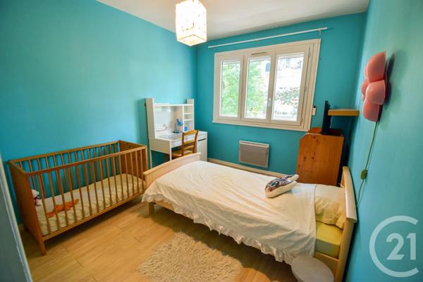 Appartement T5 à vendre  5 pièces - 110 m 2   GLEIZE  - 69
