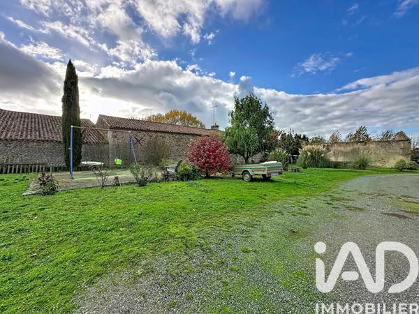 Maison à vendre 5 pièces 175 m² Saint-Varent