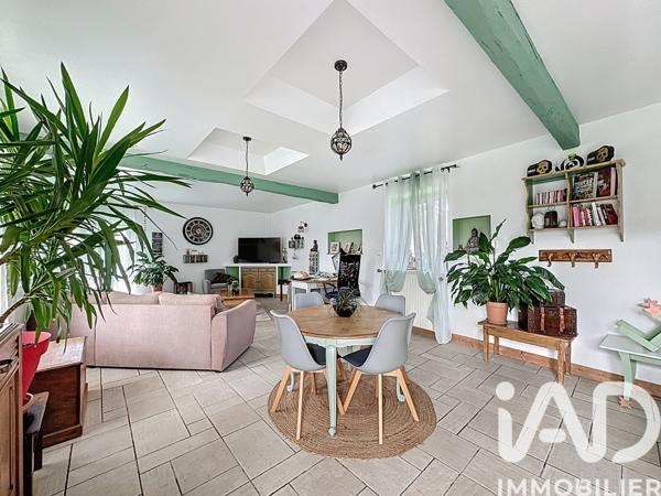 Maison à vendre 5 pièces 175 m² Saint-Varent
