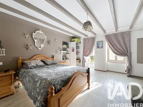 Maison à vendre 5 pièces 175 m² Saint-Varent