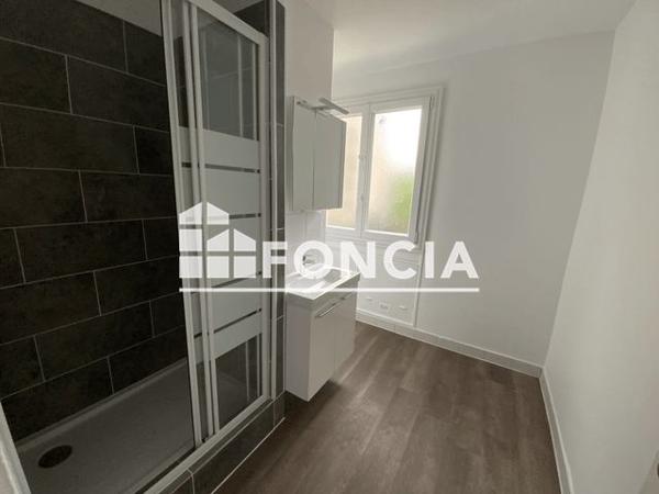 Location Appartement 4 pièces 74.8 m² - 18 SQUARE DU PONT SEVRES Boulogne Billacourt 92100