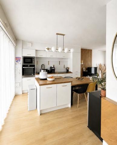 Maison
         4 pièces
        - 90 m² 439 000 € *