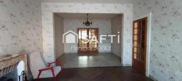 Maison de ville avec jardin et dépendance