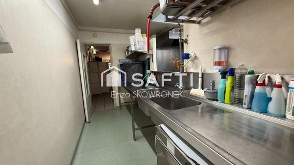 Bar-restaurant et local loué, a 15 minutes d’Agen.