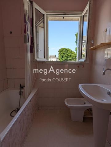 Maison à CHERBOURG-EN-COTENTIN, 50100 - 4 pièces 86m²