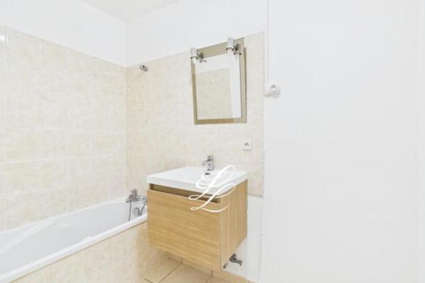 Vente - Maison 4 pièces 90 m 2 LE MANS (72000)